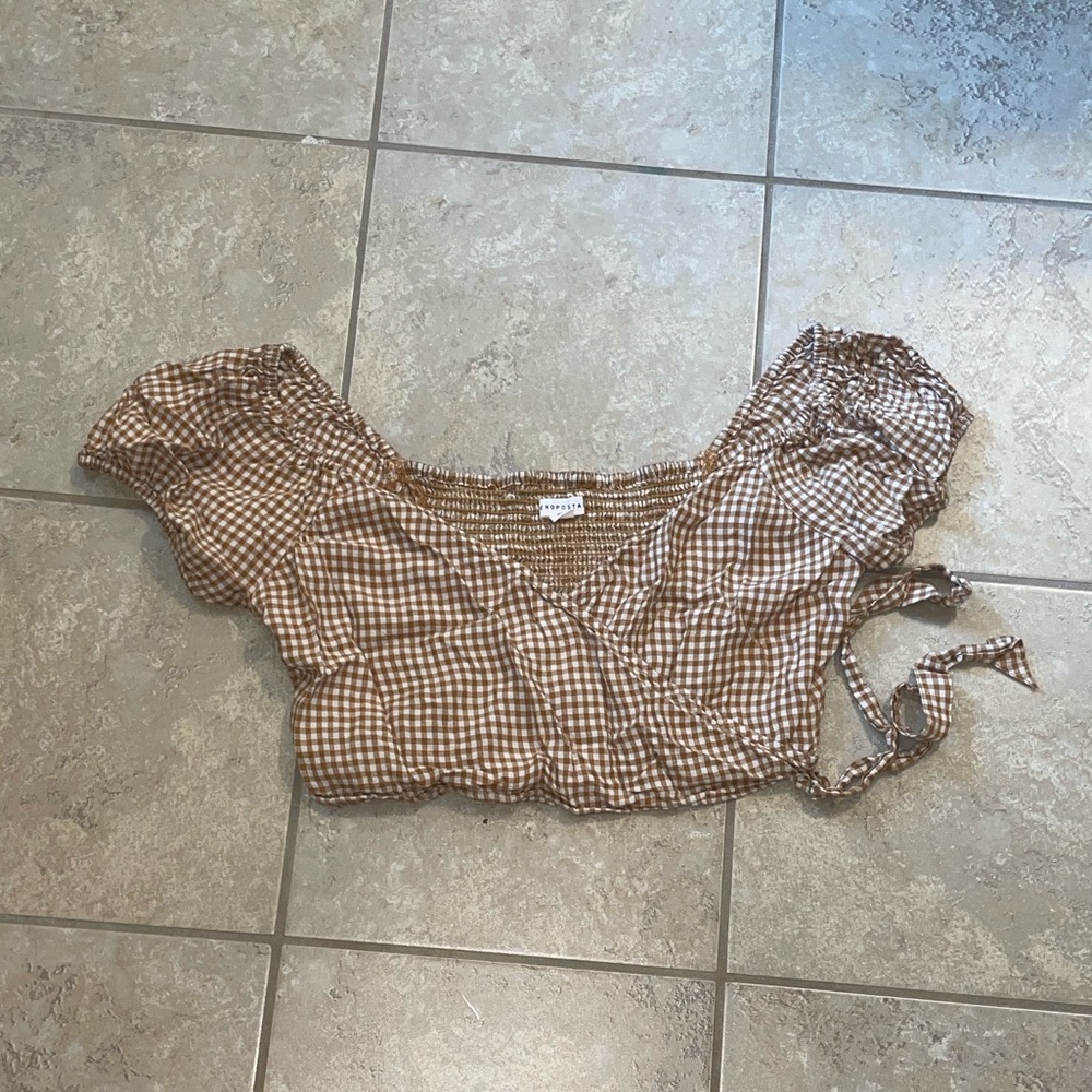 aeropostale yellow and white plaid casual